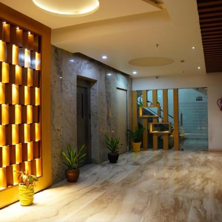Hotel Lorven فيساخاباتنام المظهر الخارجي الصورة
